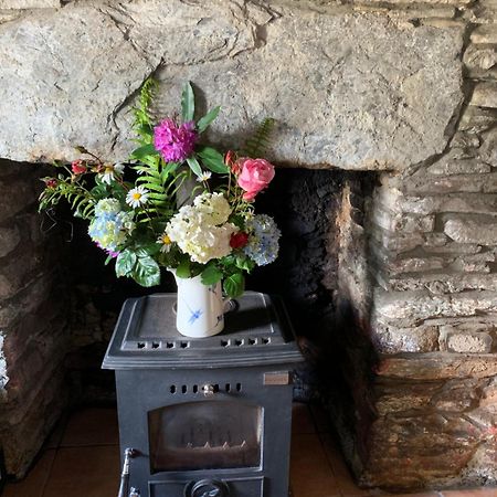 Westland Traditional Cottage Dated 1700'S Ardea Exterior foto